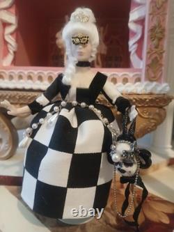 1/12 Artisan Masquerade Ball Porcelin Dolls House Doll. 15cm In Height