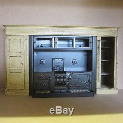 1/12 Dolls House Metal Range Stove including Surround. DHD455