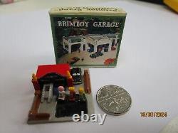 1 12 Dolls House Miniature Brimtoy Garage collectable