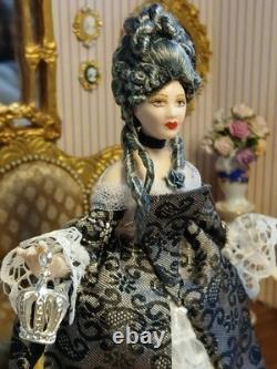 1/12 Exquisite Artisan Porcelain Doll's House Doll