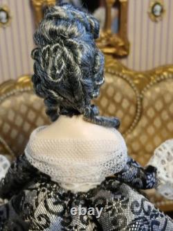 1/12 Exquisite Artisan Porcelain Doll's House Doll