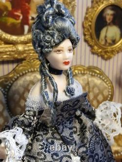 1/12 Exquisite Artisan Porcelain Doll's House Doll