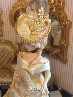 1/12 Exquisite Artisan Porcelin Doll's House Doll