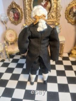 1/12 Exquisite Artisan Porcelin Doll's House Doll