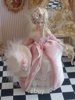 1/12 Exquisite Artisan Porcelin Doll's House Doll