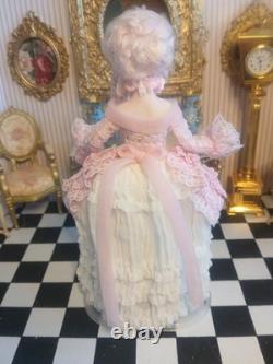 1/12 Exquisite Artisan Porcelin Doll's House Doll