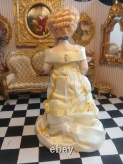1/12 Exquisite Artisan Porcelin Doll's House Doll