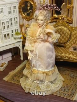 1/12 Exquisite Artisan Porcelin Doll's House Doll