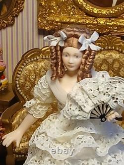 1/12 Exquisite Artisan Porcelin Doll's House Doll