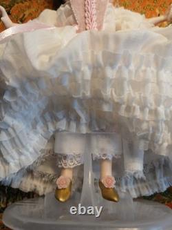 1/12 Exquisite Artisan Porcelin Doll's House Doll