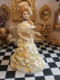 1/12 Exquisite Artisan Porcelin Doll's House Doll