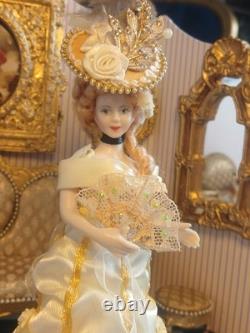 1/12 Exquisite Artisan Porcelin Doll's House Doll