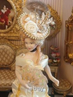 1/12 Exquisite Artisan Porcelin Doll's House Doll