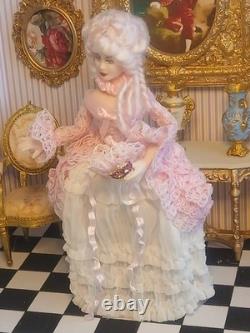 1/12 Exquisite Artisan Porcelin Doll's House Doll