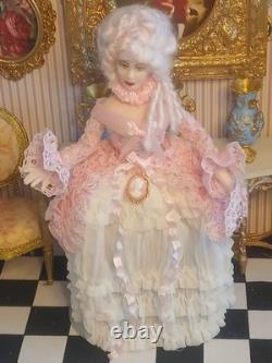 1/12 Exquisite Artisan Porcelin Doll's House Doll