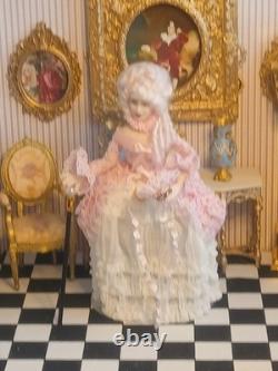 1/12 Exquisite Artisan Porcelin Doll's House Doll
