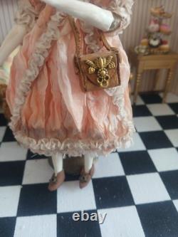 1/12 Exquisite Artisan Porcelin Doll's House Doll. Papers