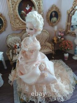 1/12 Exquisite Artisan Porcelin Dolls House Doll. Beautiful
