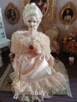 1/12 Exquisite Artisan Porcelin Dolls House Doll. Beautiful