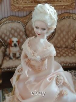 1/12 Exquisite Artisan Porcelin Dolls House Doll. Beautiful