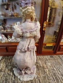 1/12 Exquisite Artisan Victorian Porcelin Dolls House Doll