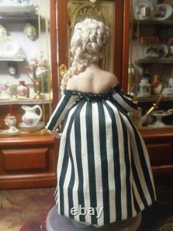 1/12 Exquisite Porcelin Dolls House Doll. 15cm In Height