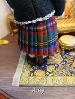1/12 Gentleman Porcelin Dolls House Doll? 15cm Height