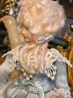 1/12 Porcelin Dolls House Beautiful Doll. Global Shipping