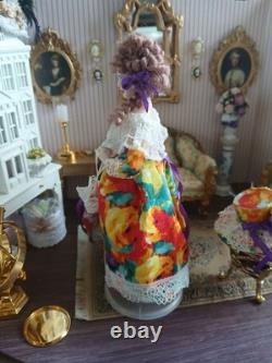 1/12 Porcelin Dolls House Doll