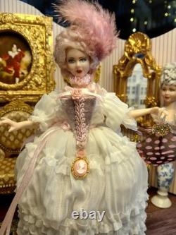 1/12 Porcelin Dolls House Doll