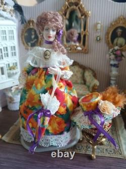 1/12 Porcelin Dolls House Doll