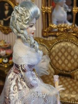 1/12 Porcelin Dolls House Doll