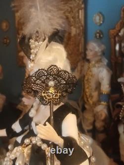 1/12 Porcelin Dolls House Doll