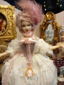 1/12 Porcelin Dolls House Doll