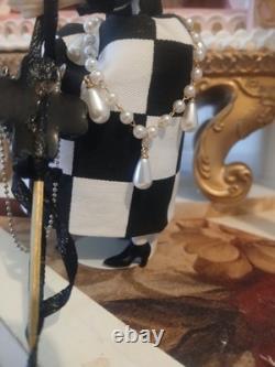 1/12 Porcelin Dolls House Doll