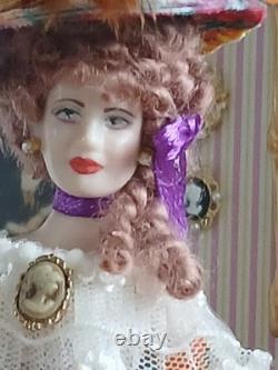 1/12 Porcelin Dolls House Doll