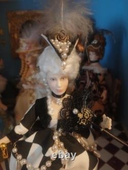 1/12 Porcelin Dolls House Doll