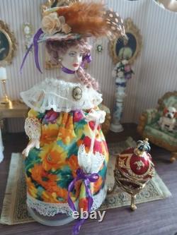 1/12 Porcelin Dolls House Doll