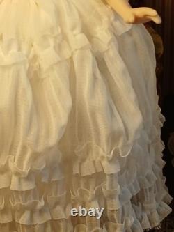 1/12 Porcelin Dolls House Doll