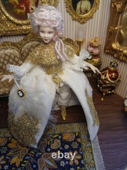 1/12 Porcelin Dolls House Doll. ART. Display? 16cm In Height
