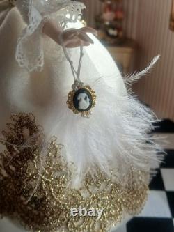 1/12 Porcelin Dolls House Doll. ART. Display? 16cm In Height