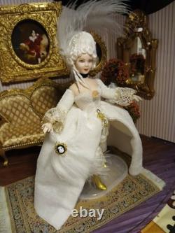 1/12 Porcelin Dolls House Doll. ART. Display? 16cm In Height