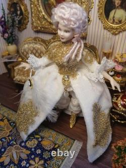 1/12 Porcelin Dolls House Doll. ART. Display? 16cm In Height