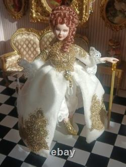 1/12 Porcelin Dolls House Doll. ART. Display? 16cm In Height
