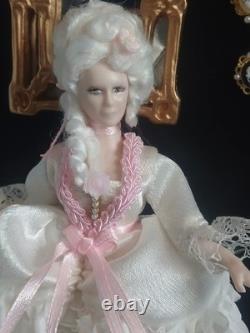 1/12 Porcelin Dolls House Doll. ART. Display? 16cm In Height