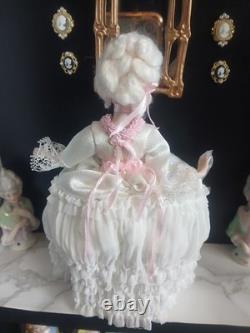 1/12 Porcelin Dolls House Doll. ART. Display? 16cm In Height