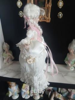 1/12 Porcelin Dolls House Doll. ART. Display? 16cm In Height