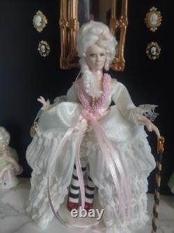 1/12 Porcelin Dolls House Doll. ART. Display? 16cm In Height