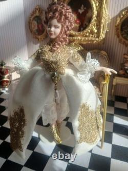 1/12 Porcelin Dolls House Doll. ART. Display? 16cm In Height