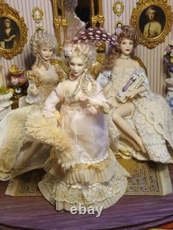 1/12 Porcelin Dolls House Doll! Beautiful
